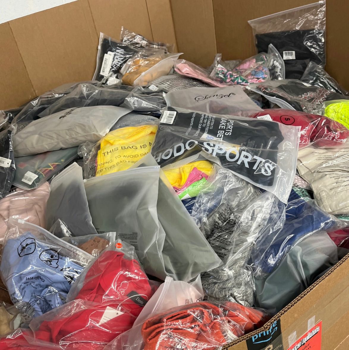 👚CLOTHING PALLET – LOT ID: 241101 – Untested Customer Return